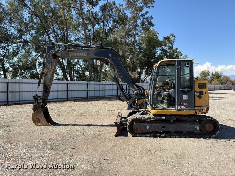 image for item YA4675 2019 John Deere 85G mini excavator