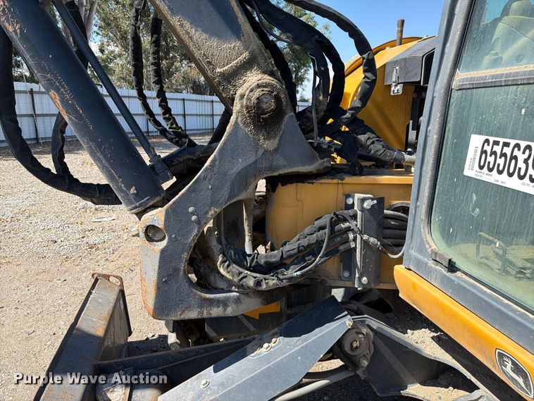 image for item YA4675 2019 John Deere 85G mini excavator