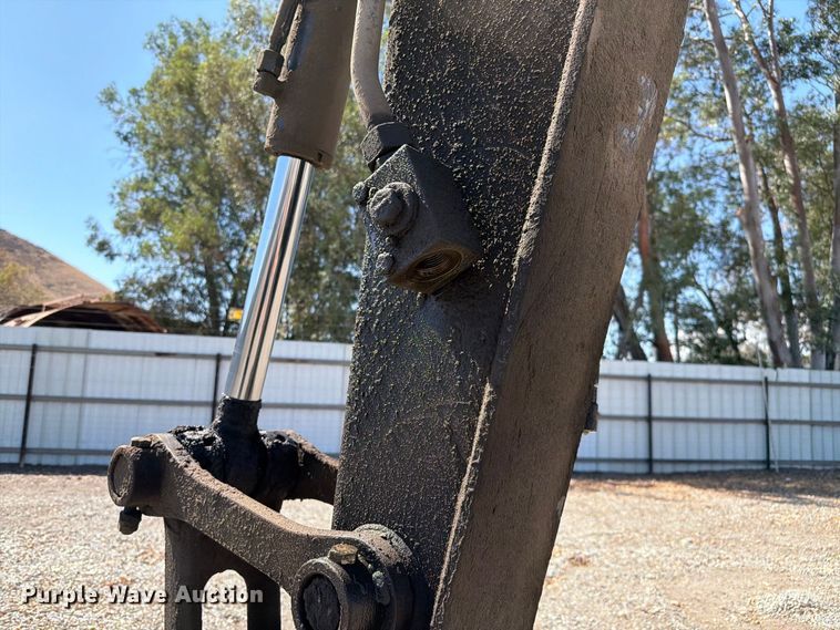 image for item YA4675 2019 John Deere 85G mini excavator