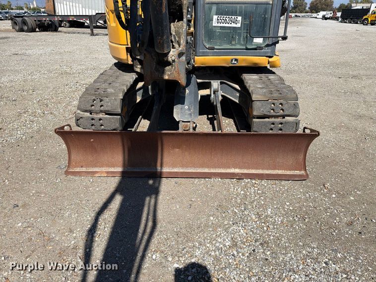 image for item YA4675 2019 John Deere 85G mini excavator