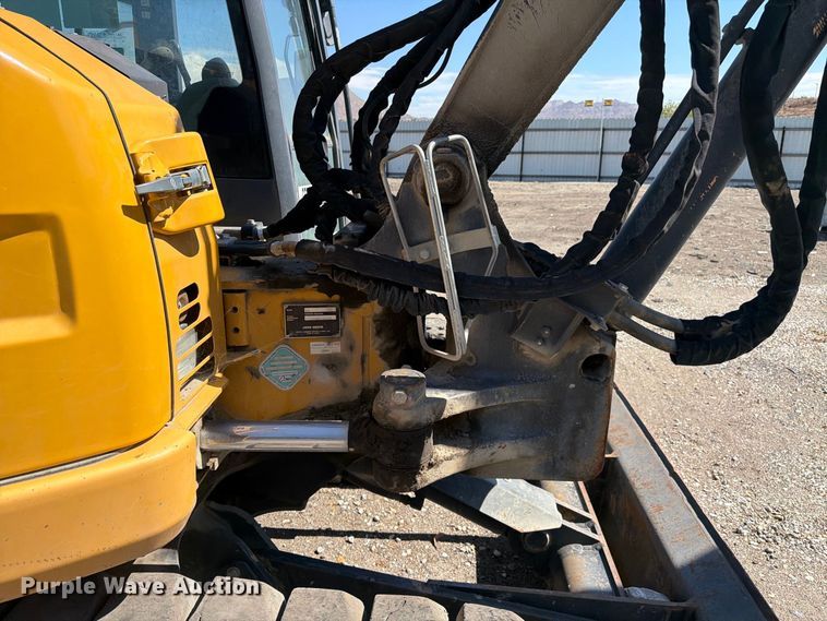 image for item YA4675 2019 John Deere 85G mini excavator