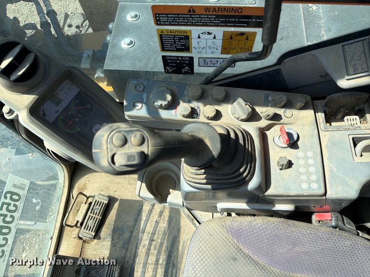 image for item YA4675 2019 John Deere 85G mini excavator