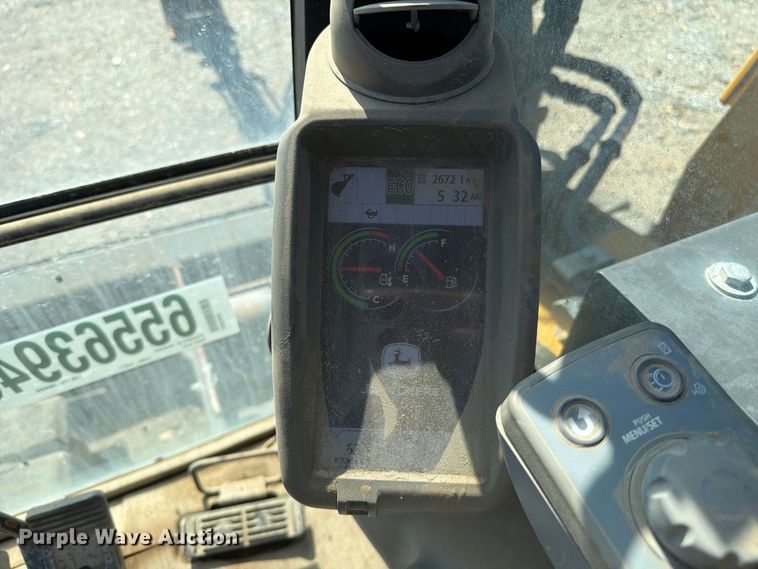 image for item YA4675 2019 John Deere 85G mini excavator