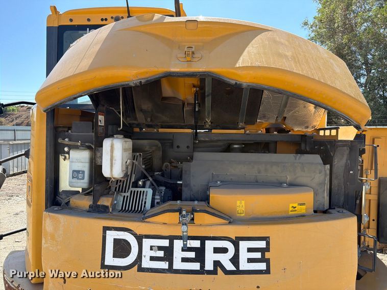 image for item YA4675 2019 John Deere 85G mini excavator