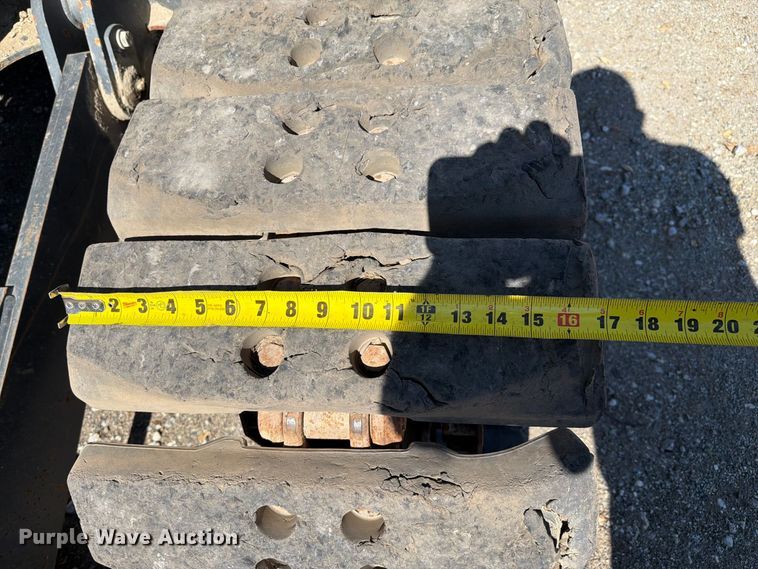 image for item YA4675 2019 John Deere 85G mini excavator