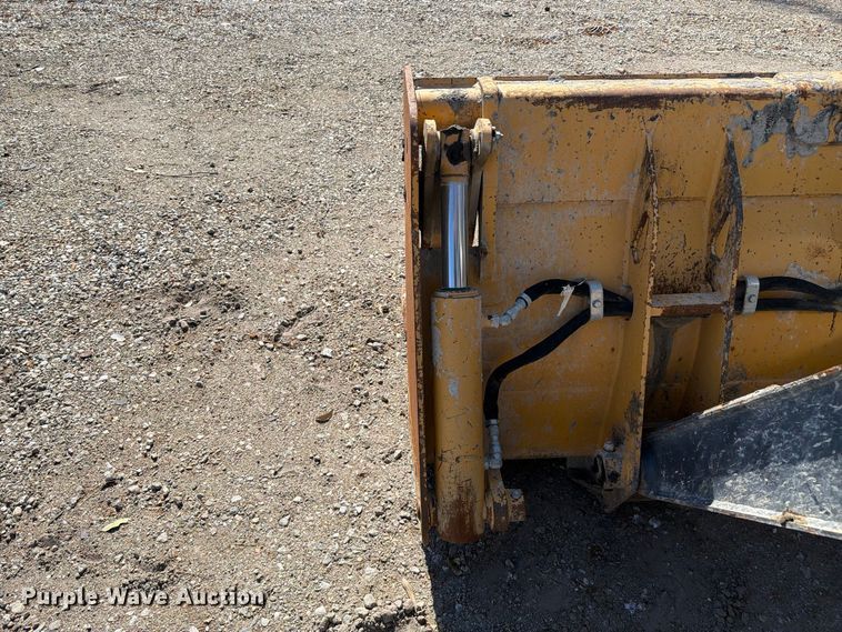 image for item YA4677 2020 John Deere 210L landscape tractor