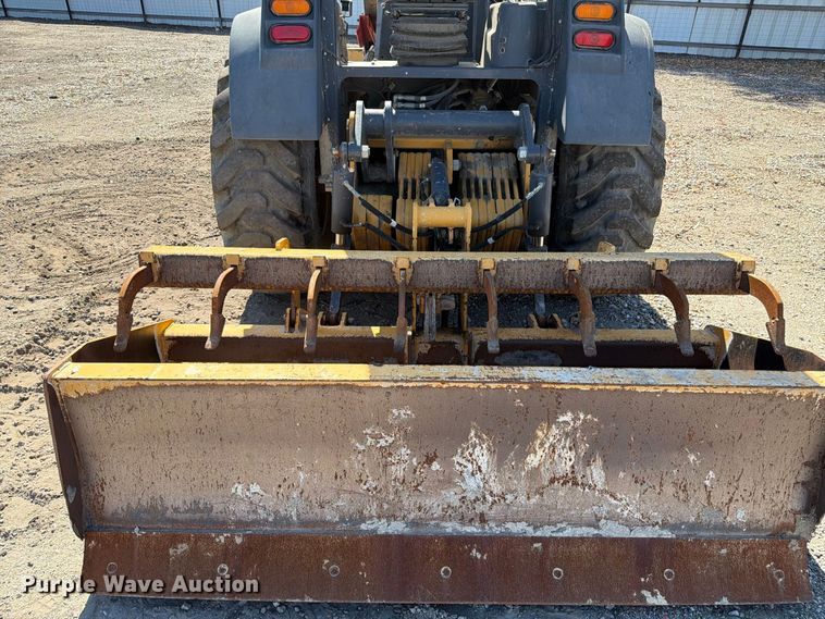 image for item YA4677 2020 John Deere 210L landscape tractor