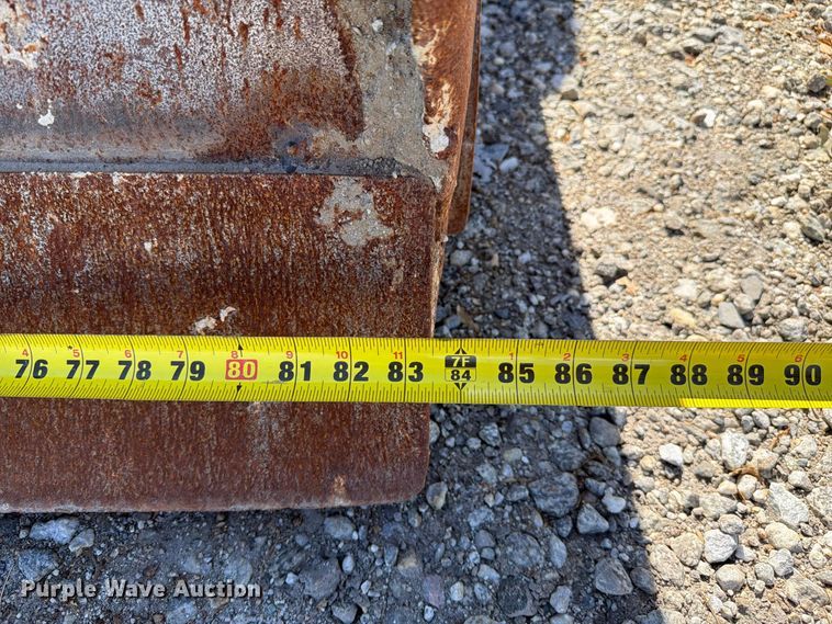 image for item YA4677 2020 John Deere 210L landscape tractor