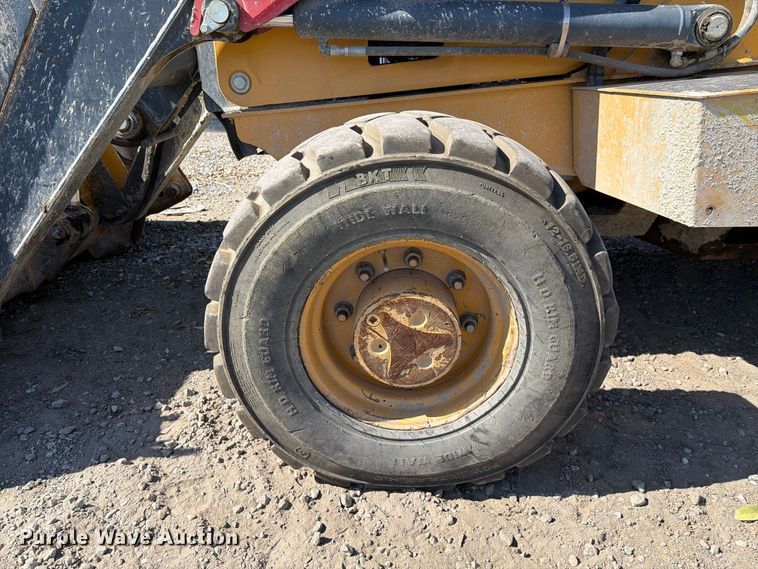 image for item YA4677 2020 John Deere 210L landscape tractor