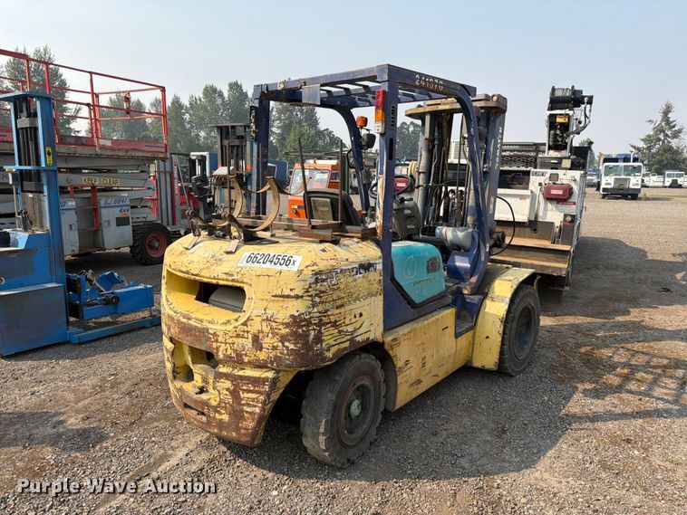 image for item YA4740 Komatsu FG40ZT-7 forklift