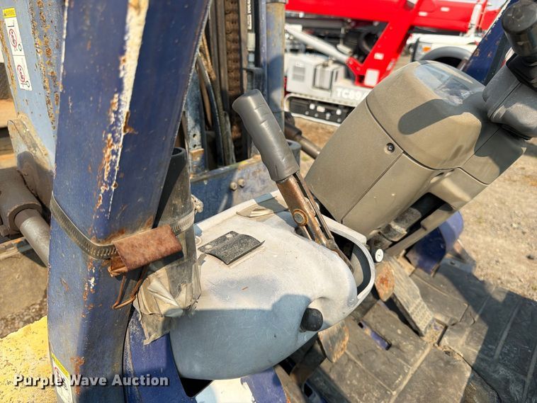 image for item YA4740 Komatsu FG40ZT-7 forklift