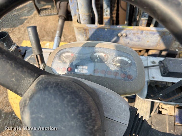image for item YA4740 Komatsu FG40ZT-7 forklift