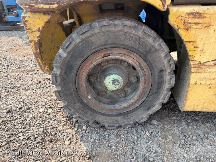 image for item YA4740 Komatsu FG40ZT-7 forklift