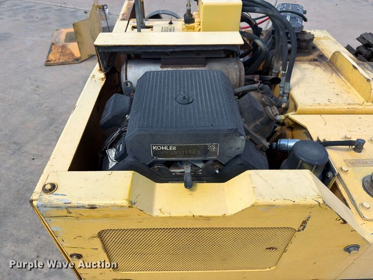 image for item YA4755 2013 Tink Translift mobile home setter