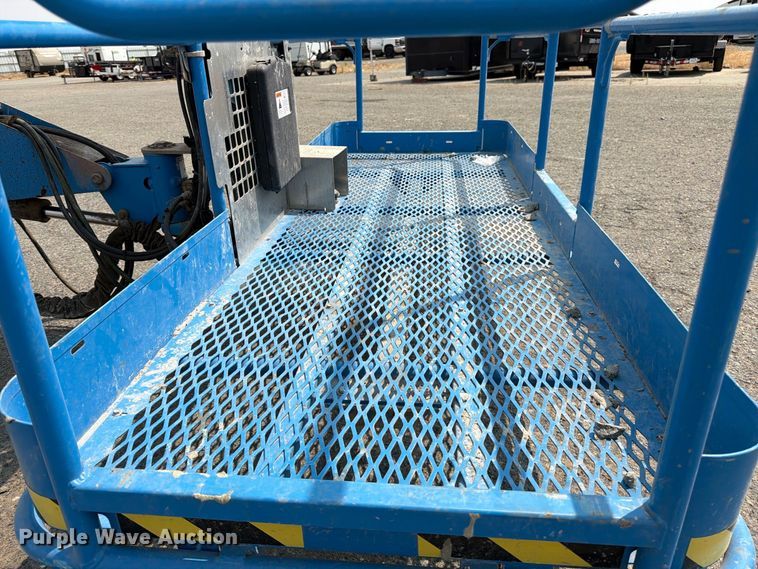 image for item YA4760 2012 Genie Z-60 boom lift
