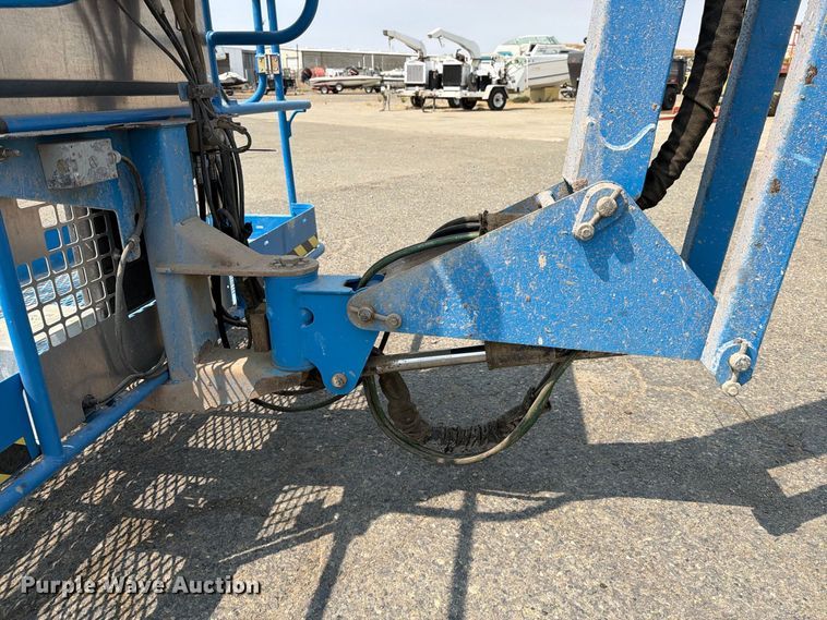 image for item YA4760 2012 Genie Z-60 boom lift