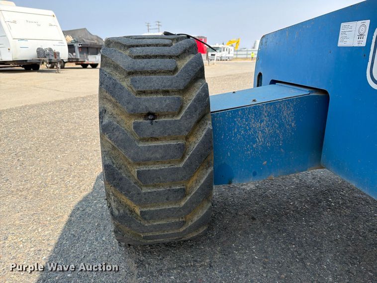 image for item YA4760 2012 Genie Z-60 boom lift