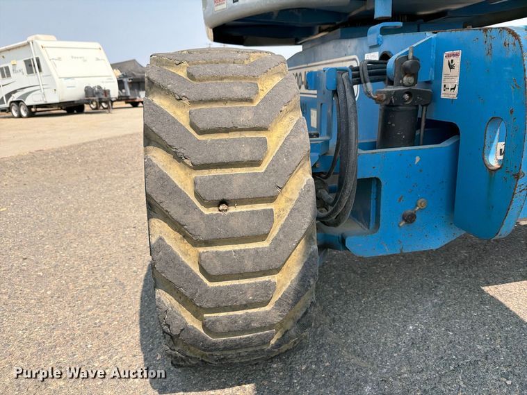 image for item YA4760 2012 Genie Z-60 boom lift