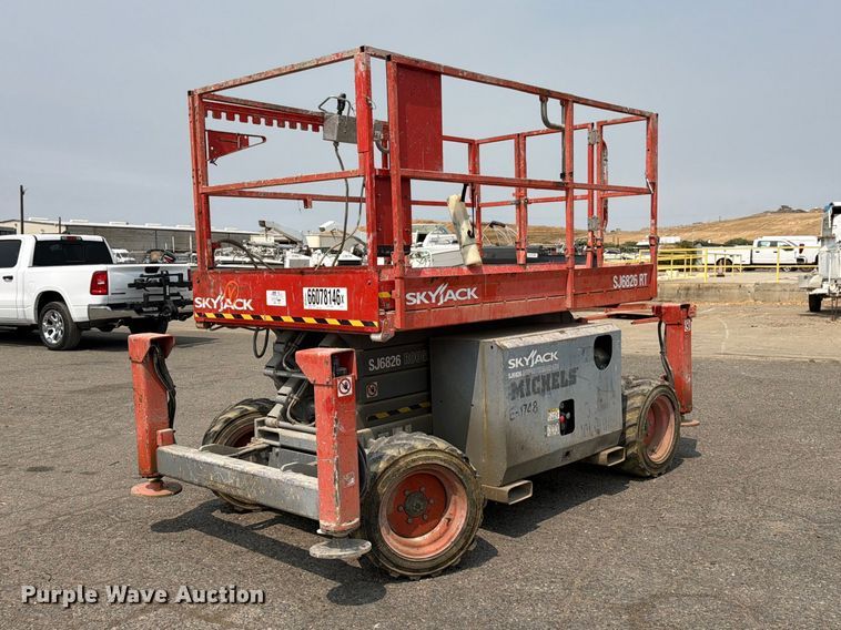 SkyJack SJ 6826RT scissor lift
