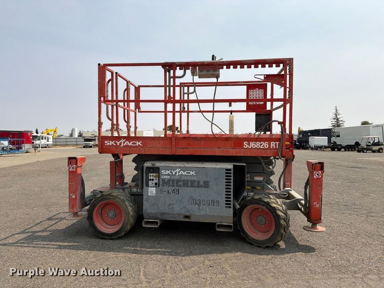 image for item YA4761 SkyJack SJ 6826RT scissor lift