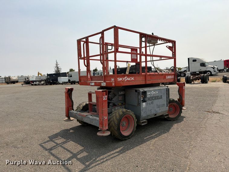 image for item YA4761 SkyJack SJ 6826RT scissor lift