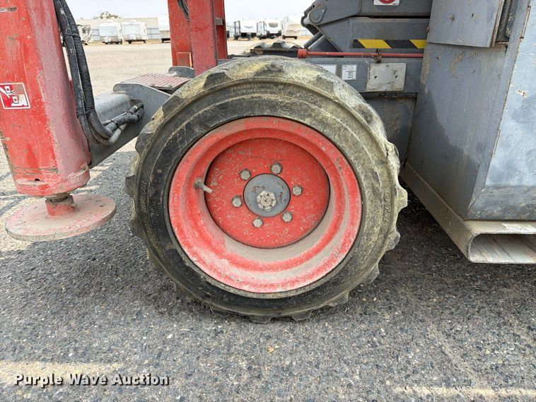 image for item YA4761 SkyJack SJ 6826RT scissor lift