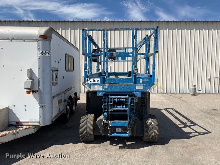 image for item YA4925 2015 Genie GS2669 RT scissor lift