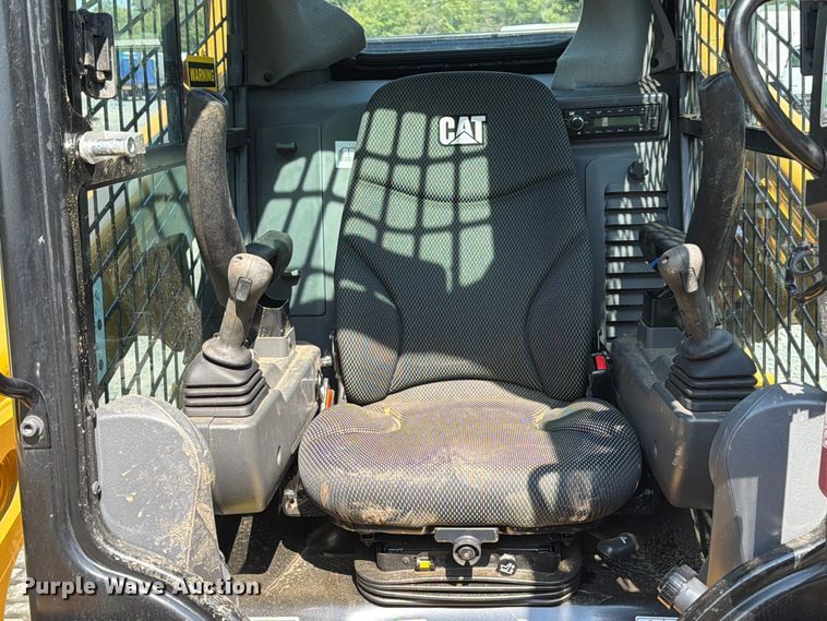 image for item YA5084 2023 Caterpillar 259D3 tracked skid steer loader