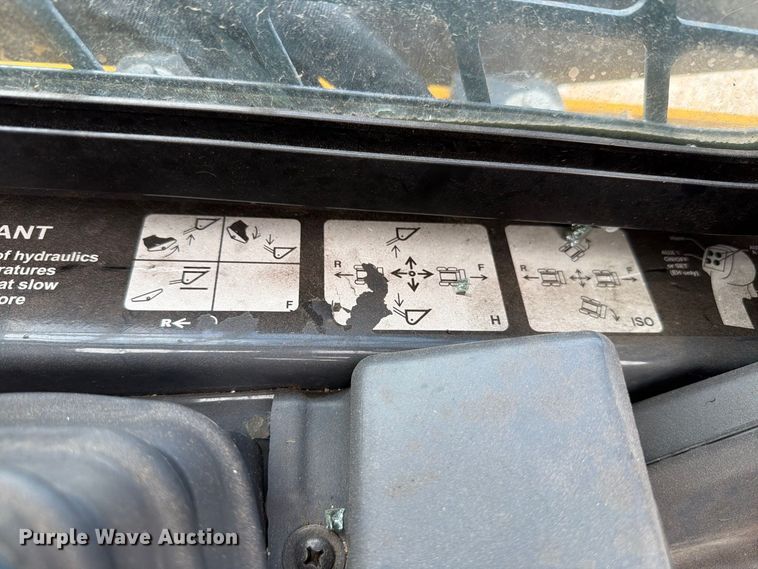 image for item YA5101 2024 John Deere 325G tracked skid steer loader