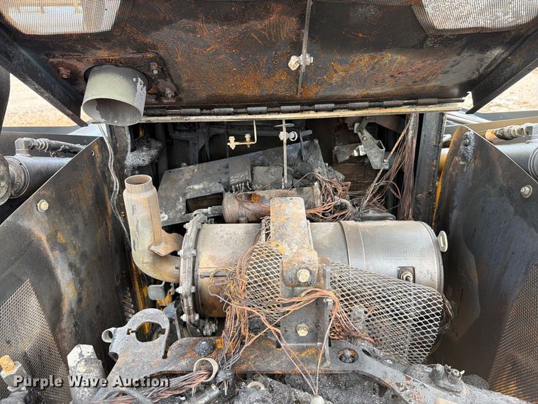 image for item YA5101 2024 John Deere 325G tracked skid steer loader