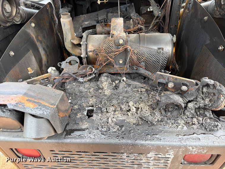 image for item YA5101 2024 John Deere 325G tracked skid steer loader