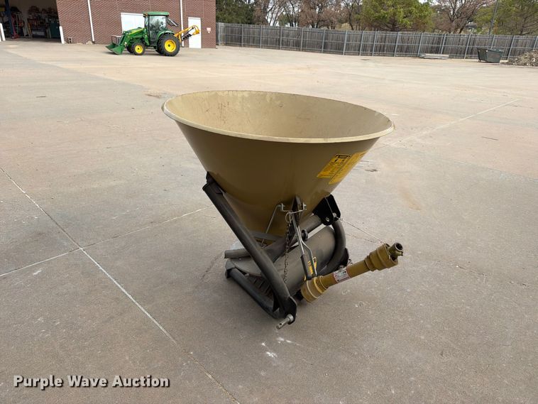 image for item 445968 Land Pride FS 700 spreader