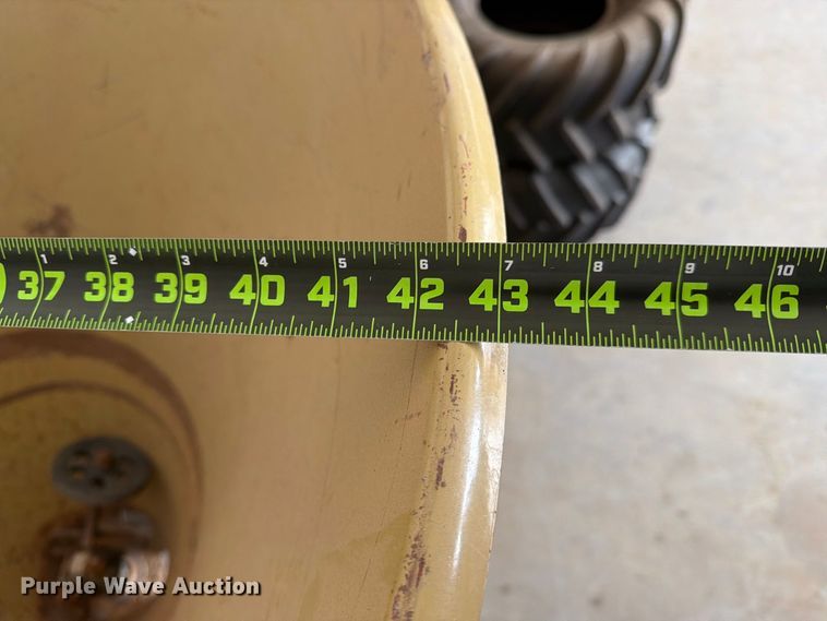 image for item 445968 Land Pride FS 700 spreader