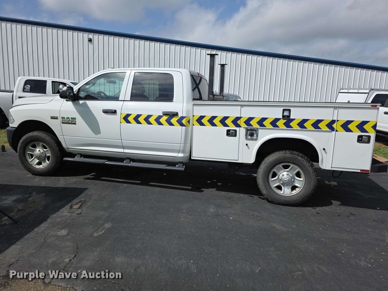 image for item DQ4535 2017 Dodge RAM 2500HD Crew Cab utility bed pickup truck