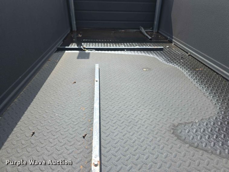 image for item DQ4535 2017 Dodge RAM 2500HD Crew Cab utility bed pickup truck