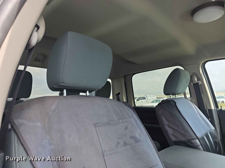 image for item DQ4535 2017 Dodge RAM 2500HD Crew Cab utility bed pickup truck