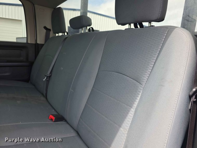 image for item DQ4535 2017 Dodge RAM 2500HD Crew Cab utility bed pickup truck