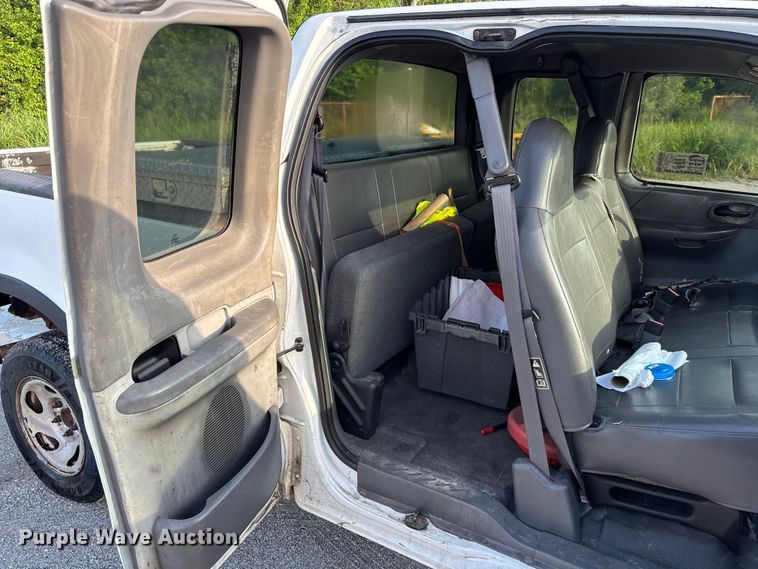 image for item DU6250 2003 Ford F150 Ext. Cab pickup truck