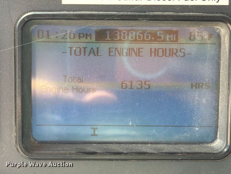 image for item DV2063 2015 Mack GU813 truck cab and chassis