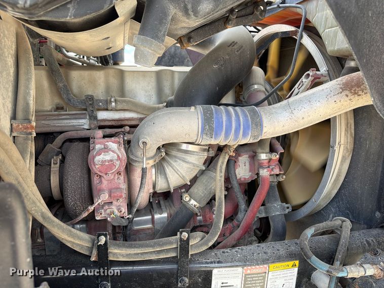image for item DV2063 2015 Mack GU813 truck cab and chassis