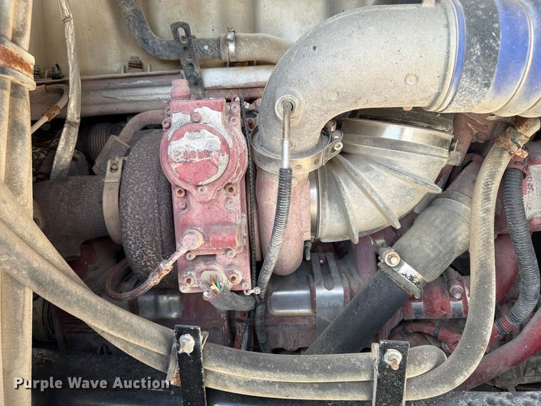 image for item DV2063 2015 Mack GU813 truck cab and chassis