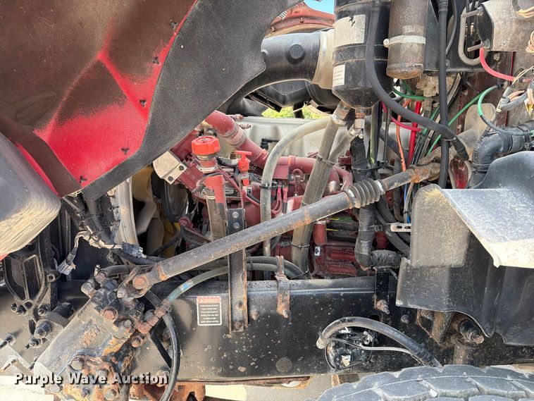 image for item DV2063 2015 Mack GU813 truck cab and chassis