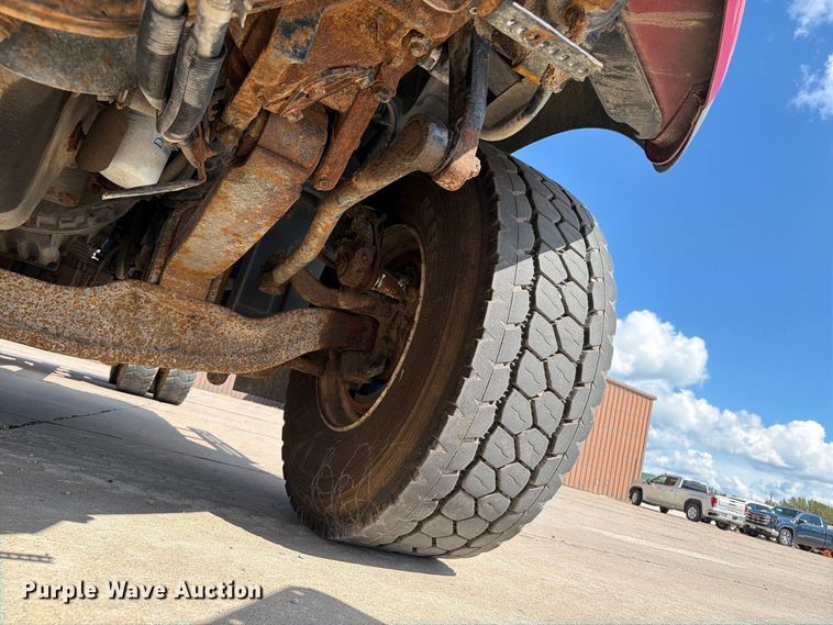 image for item DV2063 2015 Mack GU813 truck cab and chassis