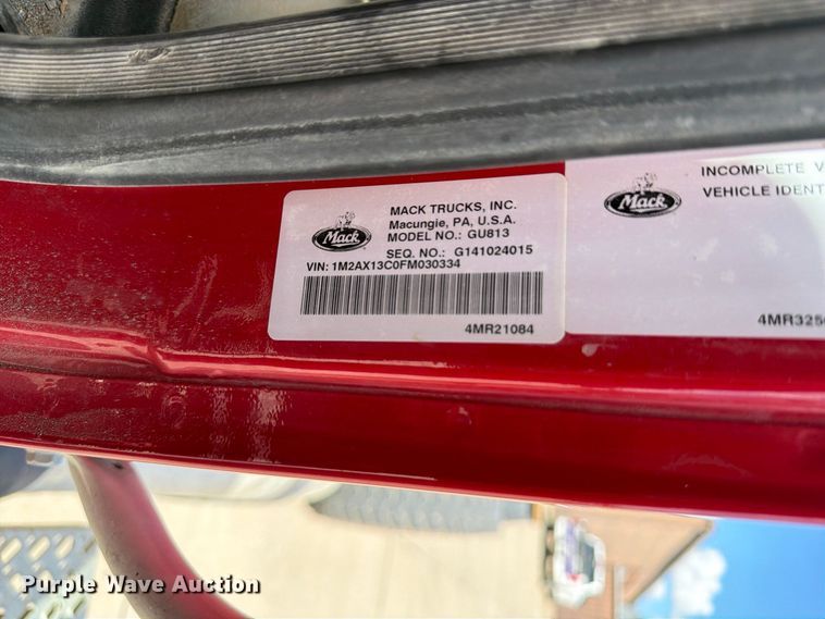 image for item DV2063 2015 Mack GU813 truck cab and chassis