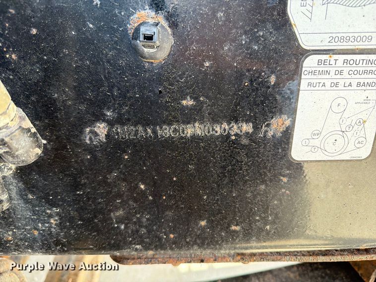image for item DV2063 2015 Mack GU813 truck cab and chassis