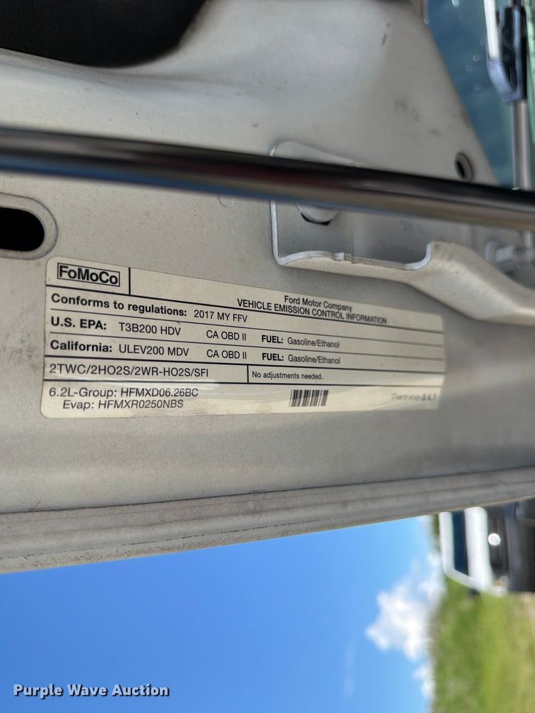 image for item DV7323 2017 Ford F250 Super Duty Ext. Cab utility bed pickup truck