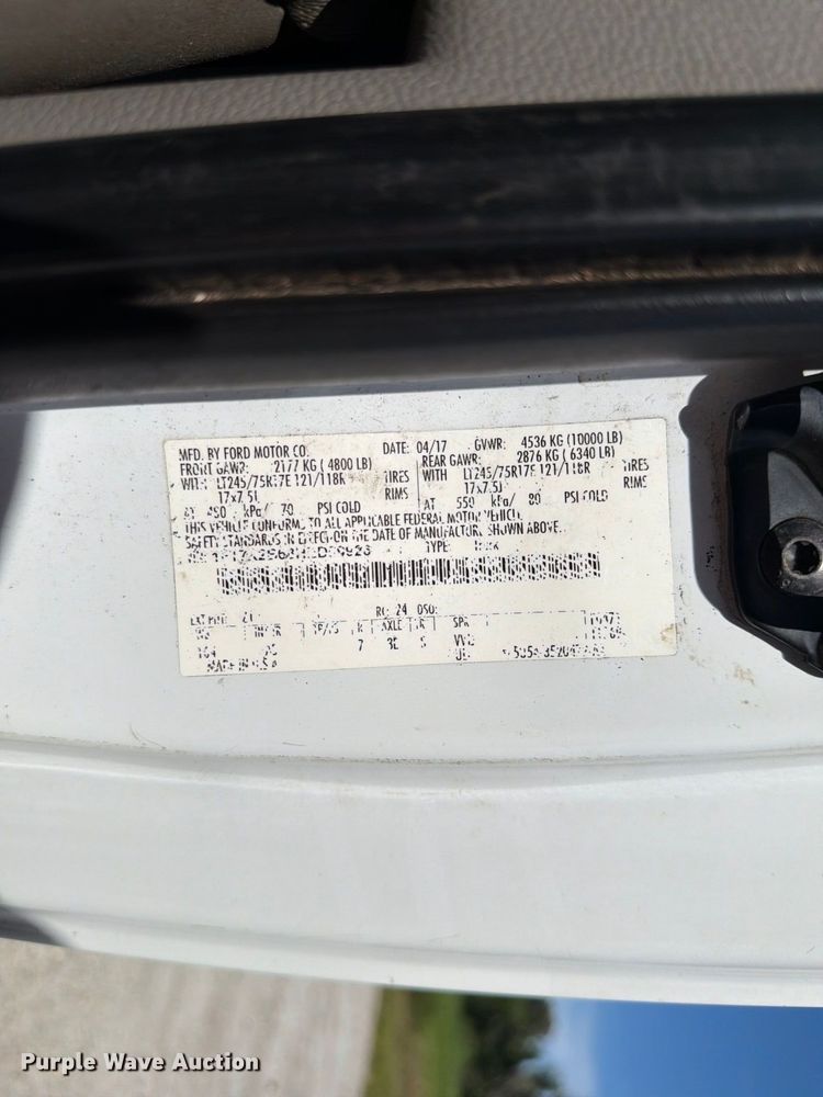 image for item DV7323 2017 Ford F250 Super Duty Ext. Cab utility bed pickup truck