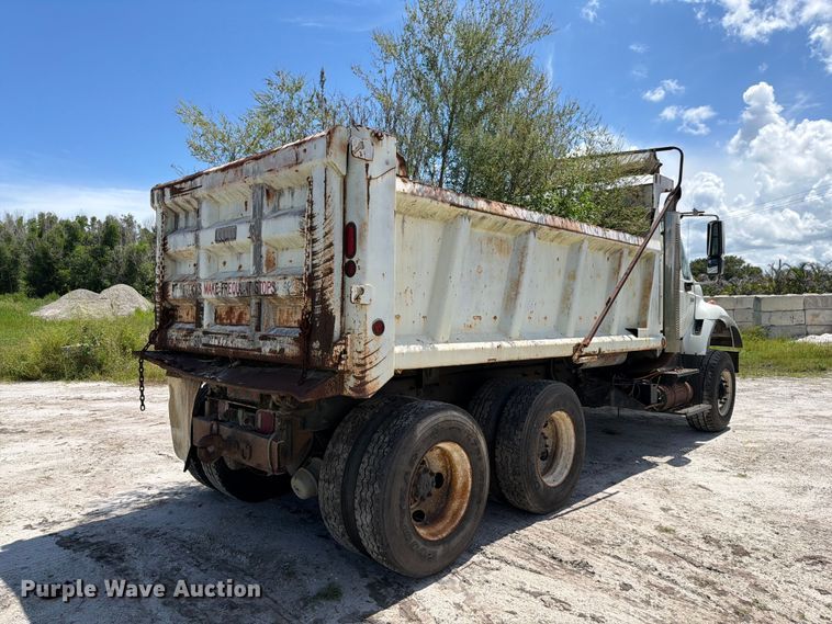 image for item DV7325 2003 International 7600 dump truck