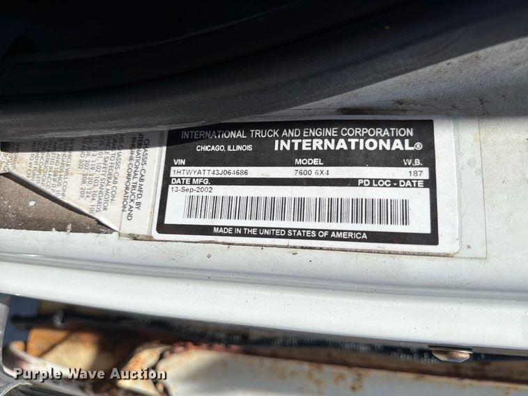 image for item DV7325 2003 International 7600 dump truck