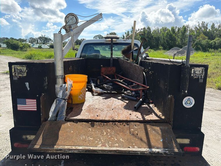 image for item DV7326 2015 Ford F250 Super Duty Ext. Cab utility bed pickup truck